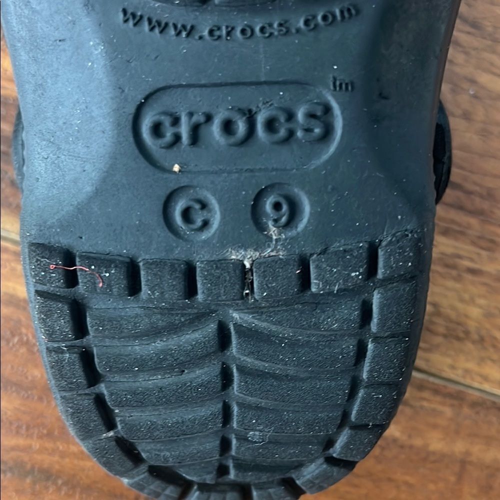 Crocs Kids Black Clogs - Picture 5 of 5